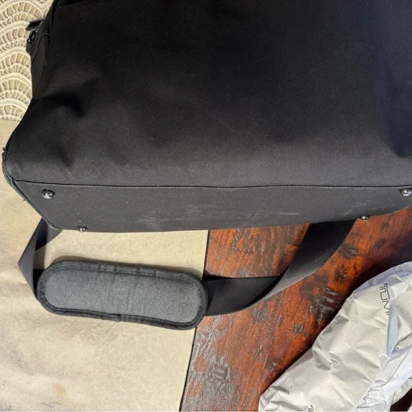 LO & SONS expandable brief case - Picture 3 of 10